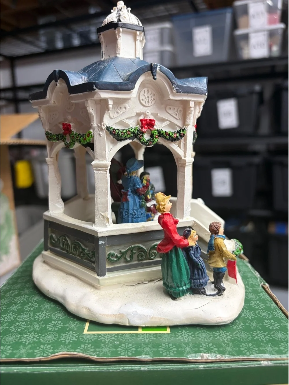 Holiday Time Christmas Village Collection Santa’s Gazebo with Box 2009